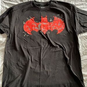 Men's Batman Logo Long Sleeve T-Shirt Black Red Graphic Size L